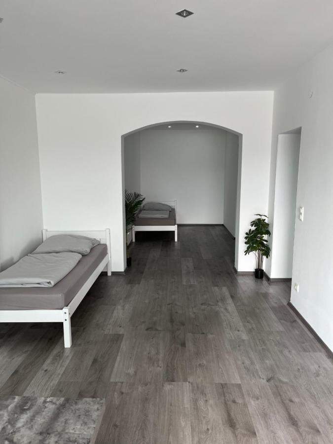 Messewohnung/Ferienwohnung Colonia Exterior foto